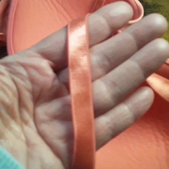 NWOT Secret Treasures 40C Coral Beautiful Padded underwire Gorgeous Bra - Picture 12 of 14